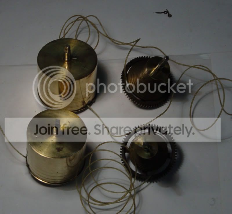 Restauración De Un Reloj De Cuco De Mesa R-107 - Relojería gruesa